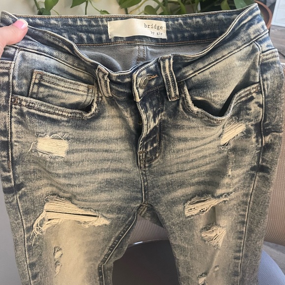 Bridge by Gly Hudson Mid-Rise Skinny Stretch Jean - Picture 2 of 8